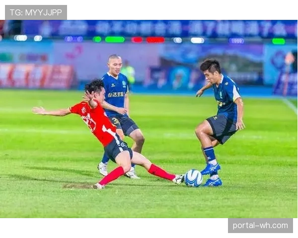 西甲俱乐部社区项目数据显示，青少年训练中“攻防转换”环节占比提升。